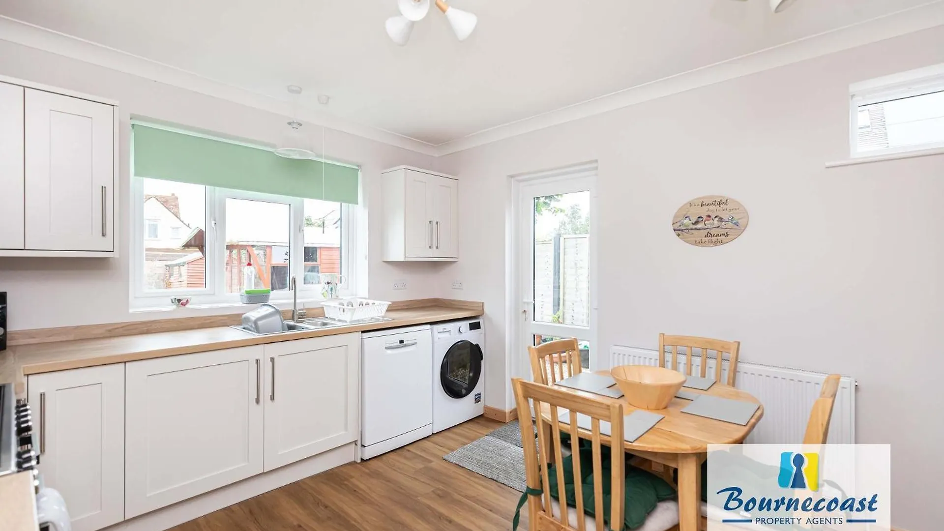 Bournecoast Family Chalet Bungalow - Garden -9600 Mudeford Holiday home